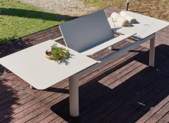Offre Table Darius - Chaises Darius
