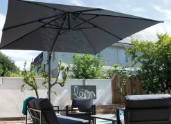 Parasol déporté Roma 2.5 x 2.5 m