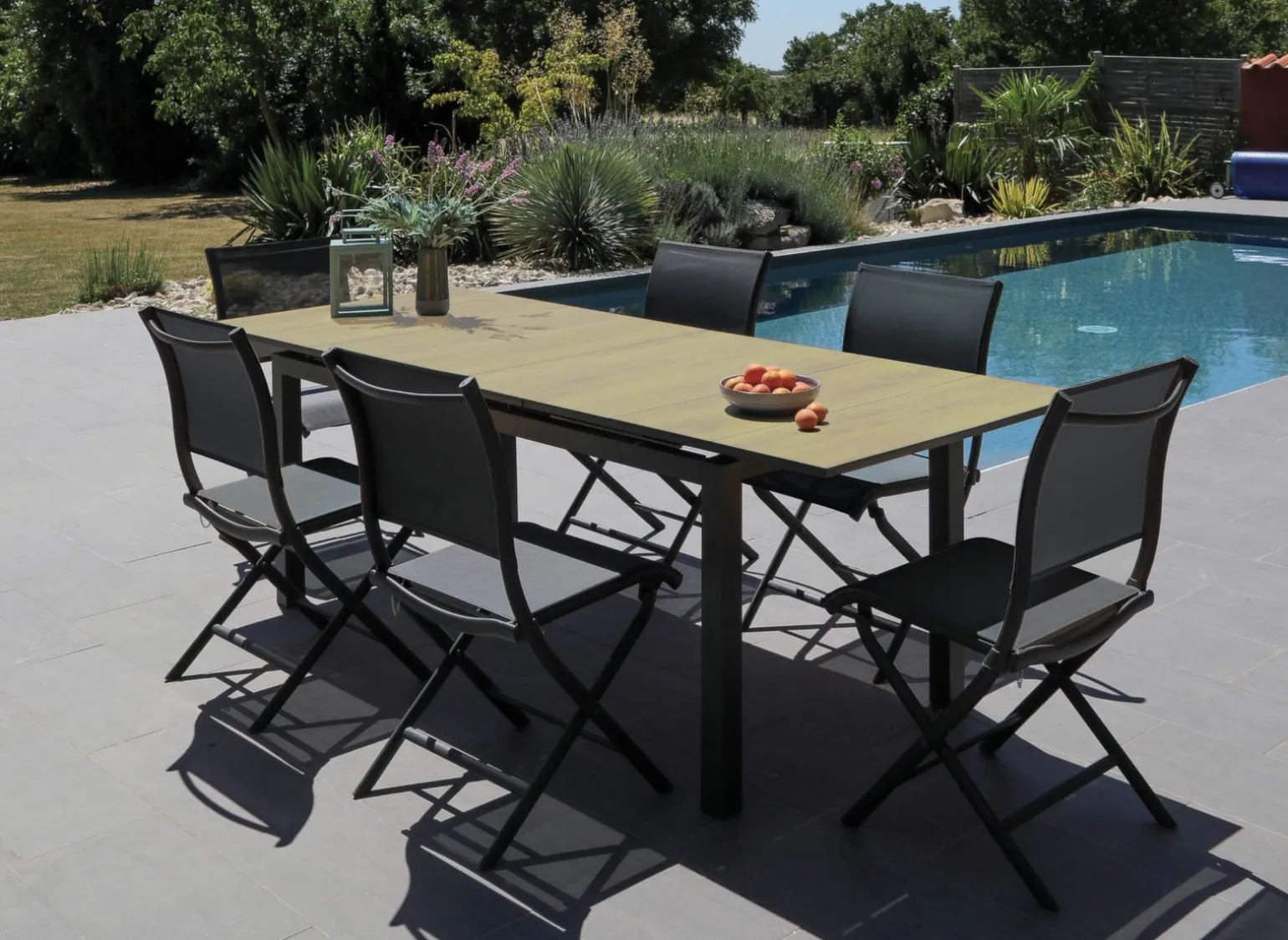 Table Hivaoa 180/240cm, plateau à lames HPL